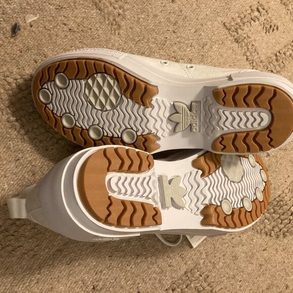Adidas Nizza Trek Platform Sneakers – White with Gum Sole – NWT - Picture 4 of 5